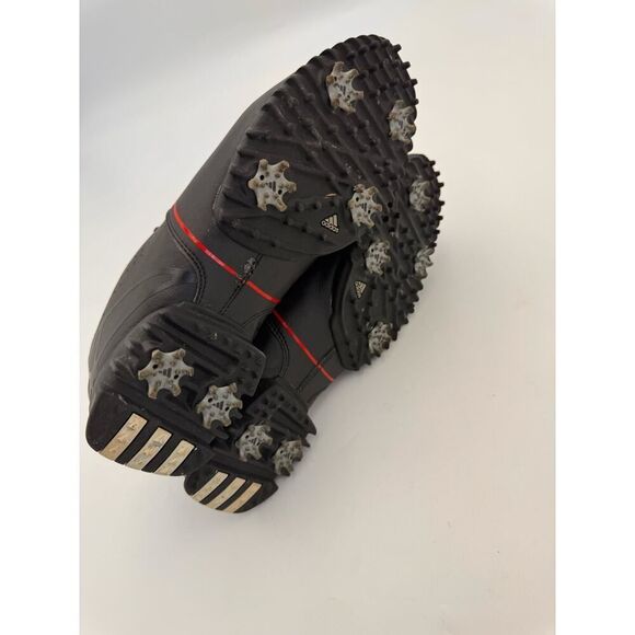 Athletic_Shoes